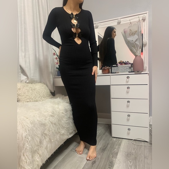 Fashion Nova Maxi Sweater Dress - Picture 2 of 8